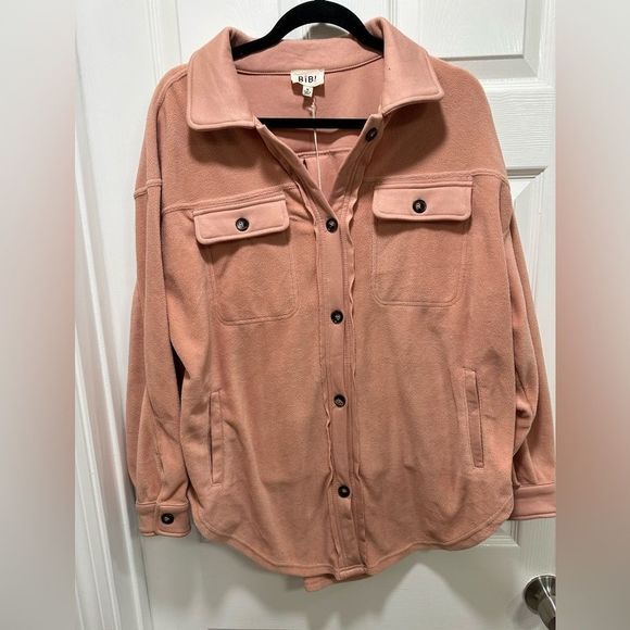 COLLARD Button Shacket - Picture 2 of 6